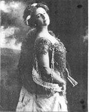 Mata Hari met stola